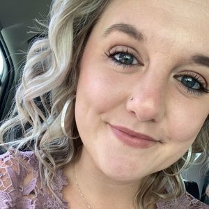 Meet your Posher, Haley